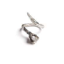 Load image into Gallery viewer, Pearl Eater Ring